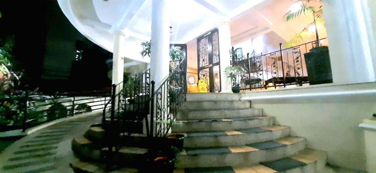 Casa Micarosa Hotel Манила Экстерьер фото